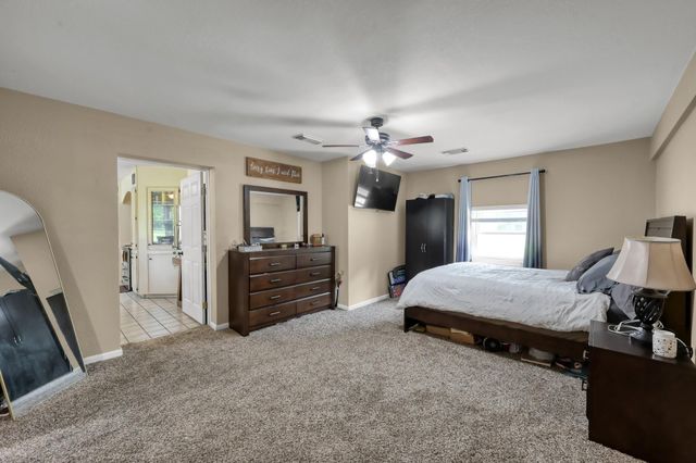 811 County Road 2267, Cleveland, TX 77327