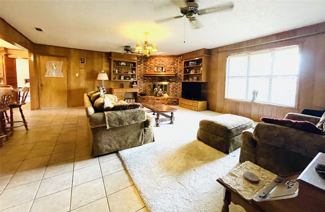 11700 Fm 642, Purdon, TX 76679