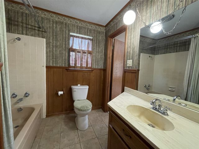 11700 Fm 642, Purdon, TX 76679