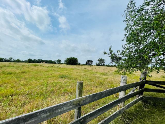 11700 Fm 642, Purdon, TX 76679