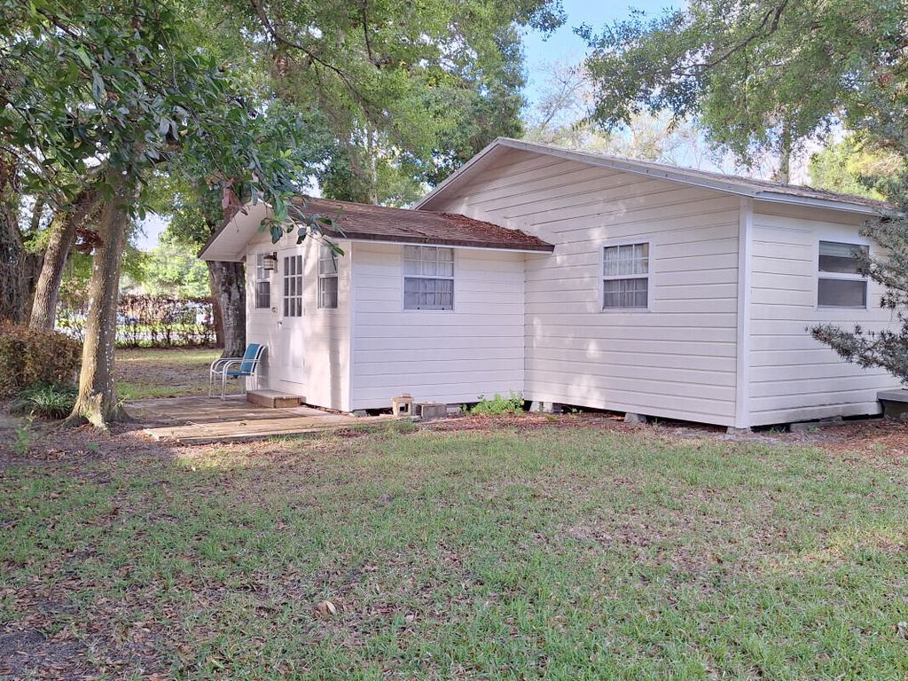 4642 Edwards Road, Fort Pierce, FL 34981