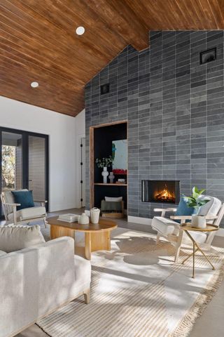 47 War Bonnet, Wimberley, TX 78676