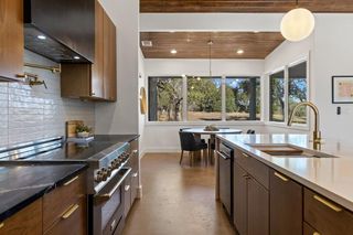 47 War Bonnet, Wimberley, TX 78676