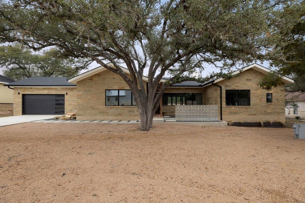 47 War Bonnet, Wimberley, TX 78676