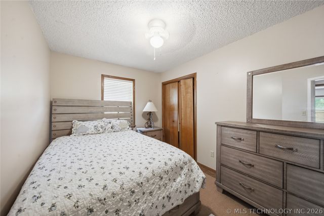 411 N Forest Street, Jenks, OK 74037