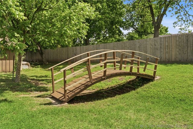 411 N Forest Street, Jenks, OK 74037