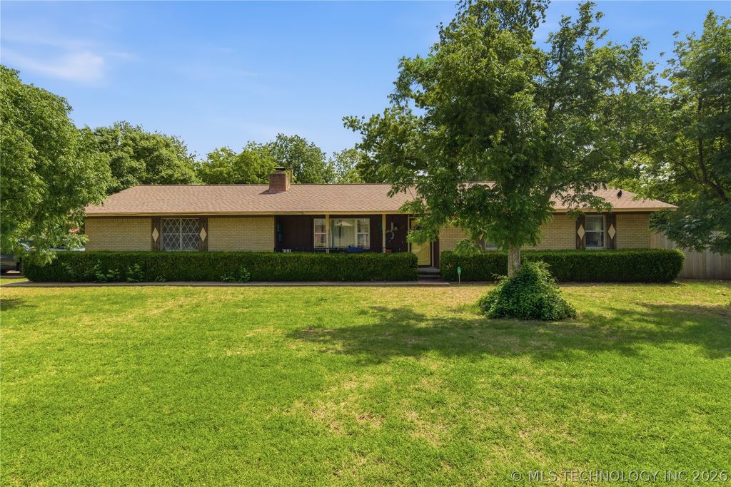 411 N Forest Street, Jenks, OK 74037