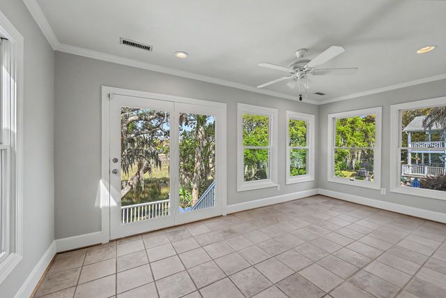 657 N Stiles Drive, Charleston, SC 29412