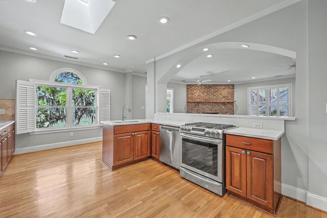 657 N Stiles Drive, Charleston, SC 29412