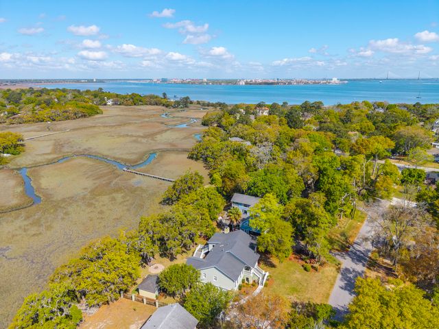 657 N Stiles Drive, Charleston, SC 29412