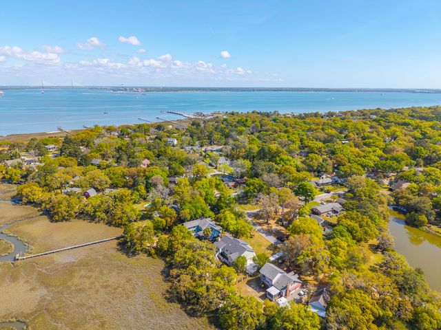 657 N Stiles Drive, Charleston, SC 29412