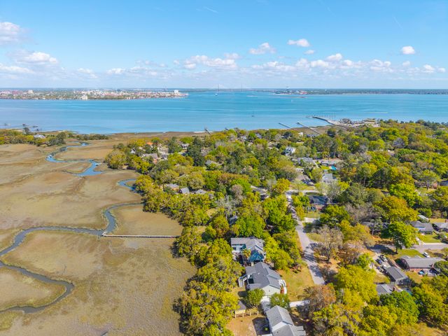 657 N Stiles Drive, Charleston, SC 29412