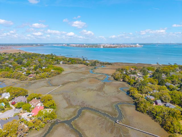 657 N Stiles Drive, Charleston, SC 29412