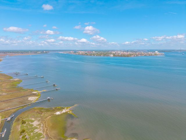 657 N Stiles Drive, Charleston, SC 29412