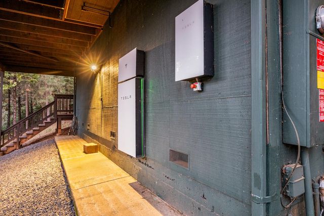 2729 Mokelumne Rd, Arnold, CA 95223