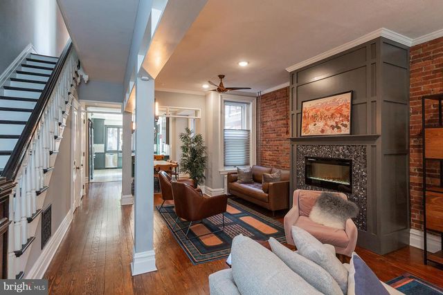 604 W CHESTNUT ST, Lancaster, PA 17603