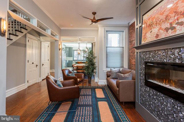 604 W CHESTNUT ST, Lancaster, PA 17603