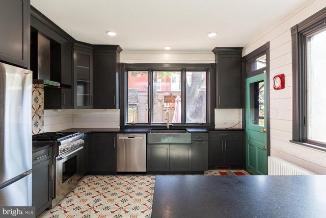 604 W CHESTNUT ST, Lancaster, PA 17603