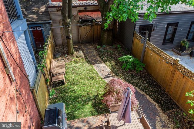 604 W CHESTNUT ST, Lancaster, PA 17603