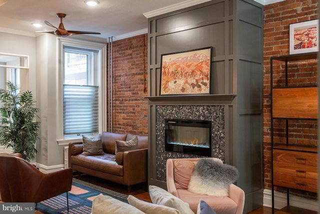 604 W CHESTNUT ST, Lancaster, PA 17603