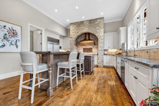 9 Lemp Road, Kirkwood, MO 63122