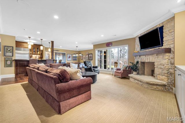 9 Lemp Road, Kirkwood, MO 63122