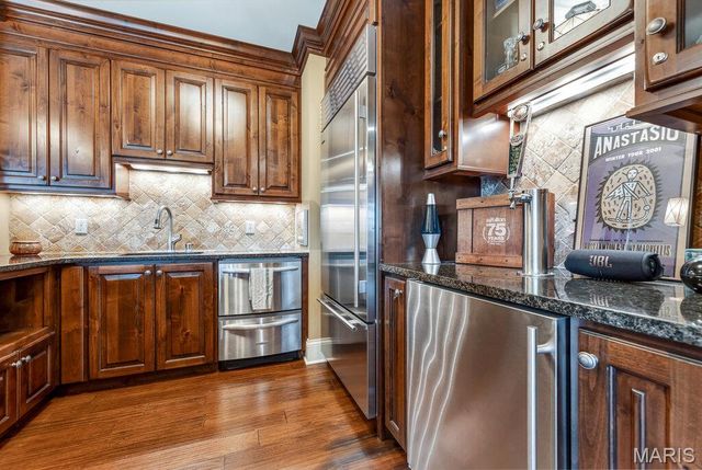 9 Lemp Road, Kirkwood, MO 63122