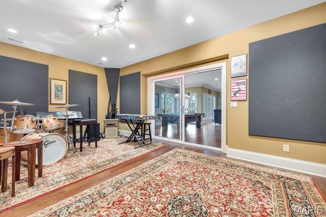 9 Lemp Road, Kirkwood, MO 63122