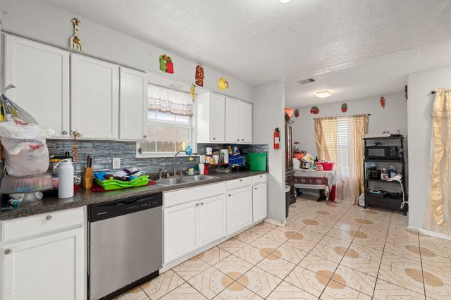 9708 Lockwood Drive, Houston, TX 77016