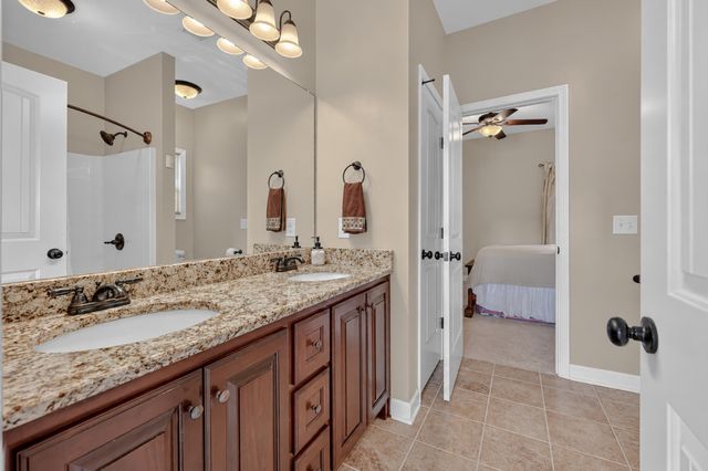 1145 Kimberly Dr, Goodlettsville, TN 37072