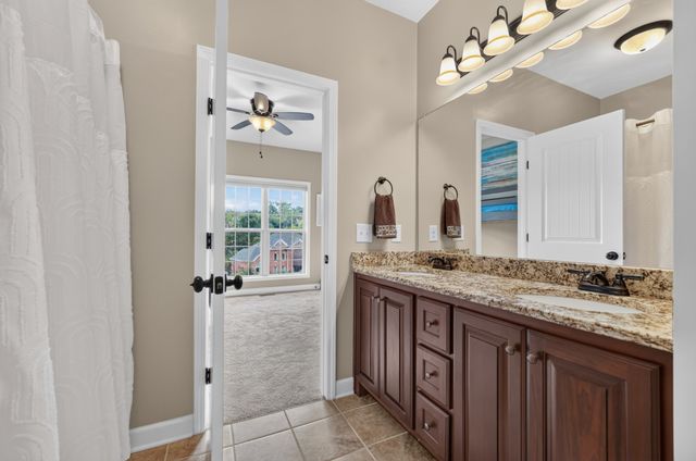1145 Kimberly Dr, Goodlettsville, TN 37072