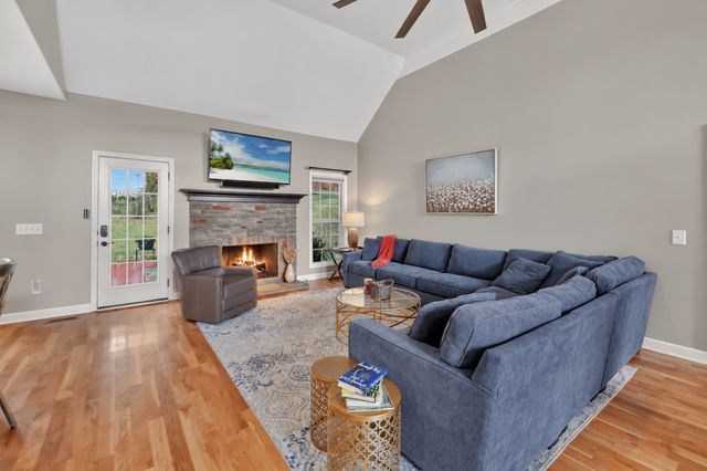 1145 Kimberly Dr, Goodlettsville, TN 37072