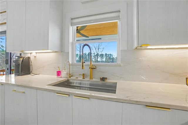 112 Sanctuary Avenue, Woodstock, GA 30188