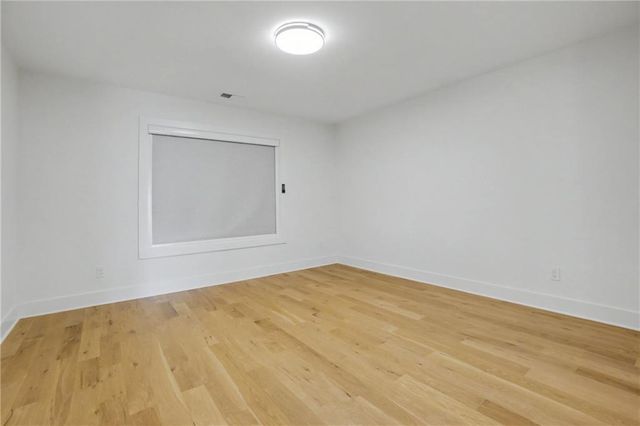 112 Sanctuary Avenue, Woodstock, GA 30188