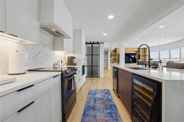 112 Sanctuary Avenue, Woodstock, GA 30188