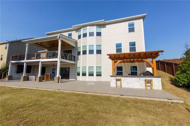 112 Sanctuary Avenue, Woodstock, GA 30188