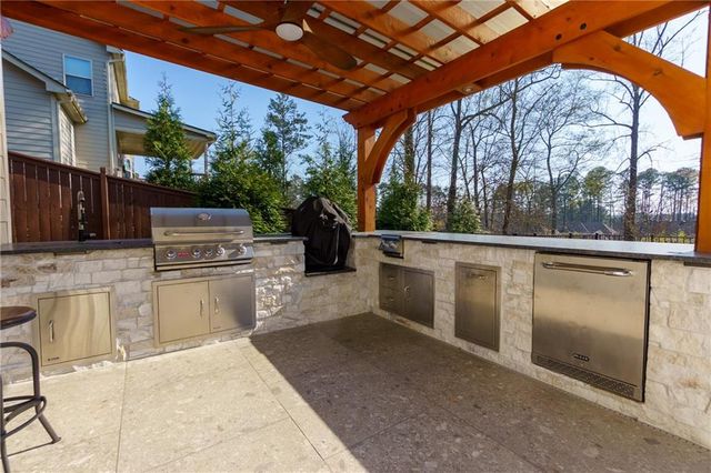 112 Sanctuary Avenue, Woodstock, GA 30188