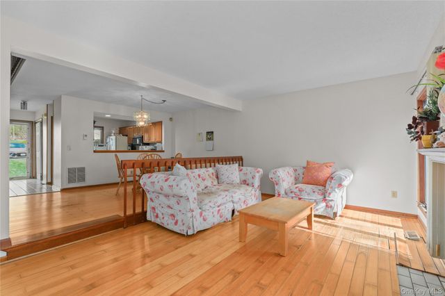 46 Maple Hill Drive, Mahopac, NY 10541