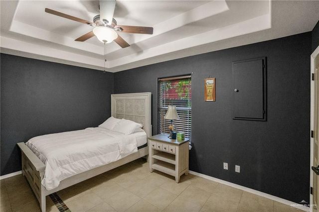 512 Frost Proof Drive, Weslaco, TX 78599