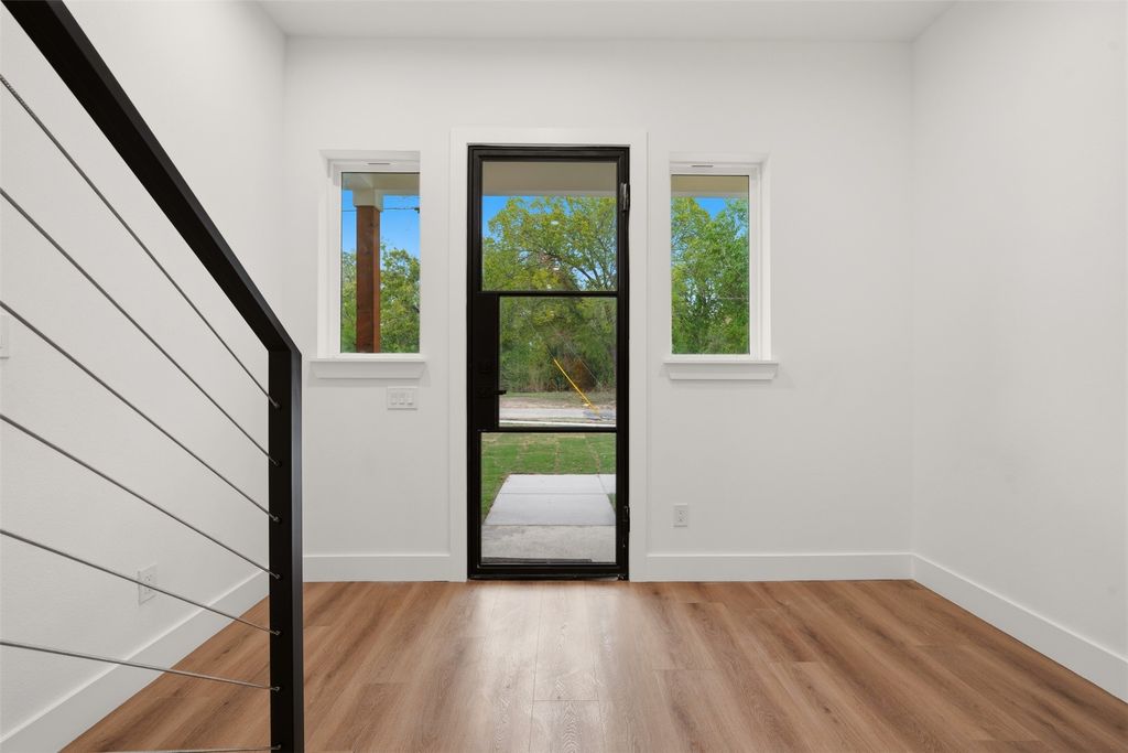 6907 Mohawk Drive, Dallas, TX 75235 — photo 2