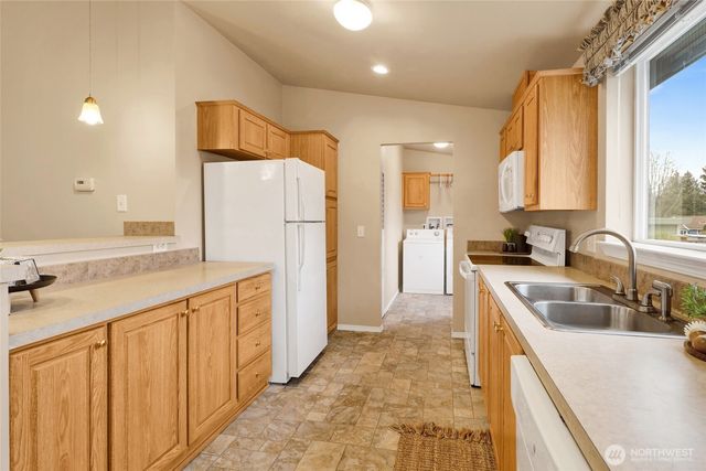 2617 Pacific Street, Bellingham, WA 98226