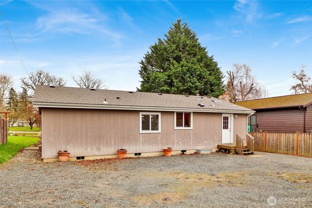 2617 Pacific Street, Bellingham, WA 98226