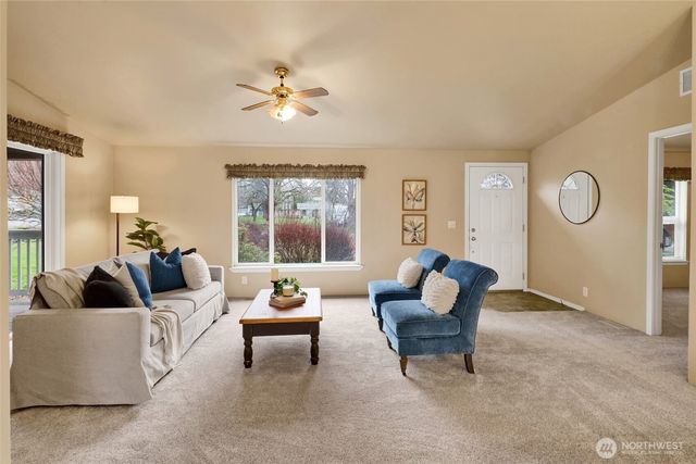 2617 Pacific Street, Bellingham, WA 98226