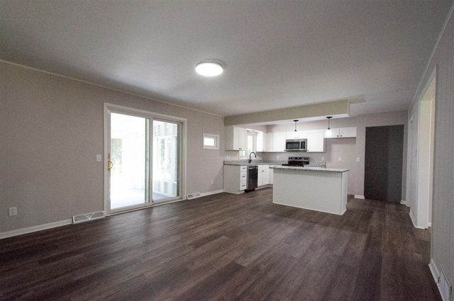 15494 Coon Hollow Road, Three Rivers, MI 49093