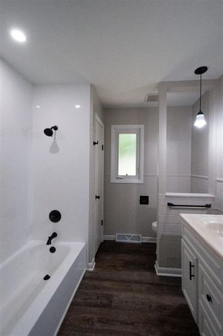 15494 Coon Hollow Road, Three Rivers, MI 49093