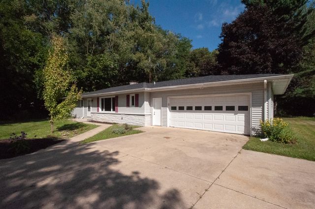 15494 Coon Hollow Road, Three Rivers, MI 49093