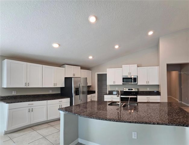165 RAIN BERRY AVENUE, Ruskin, FL 33570