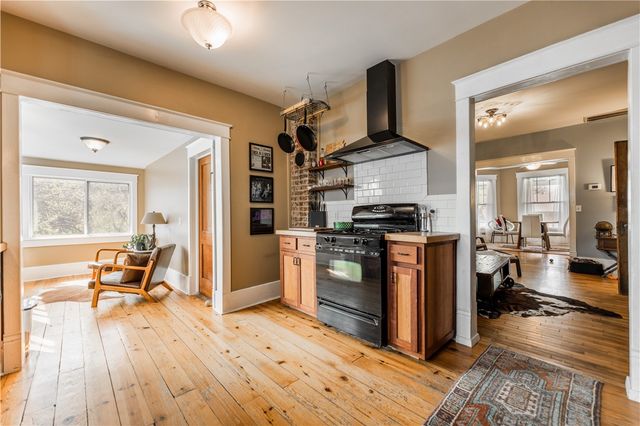 224 S Church Avenue, Fayetteville, AR 72701