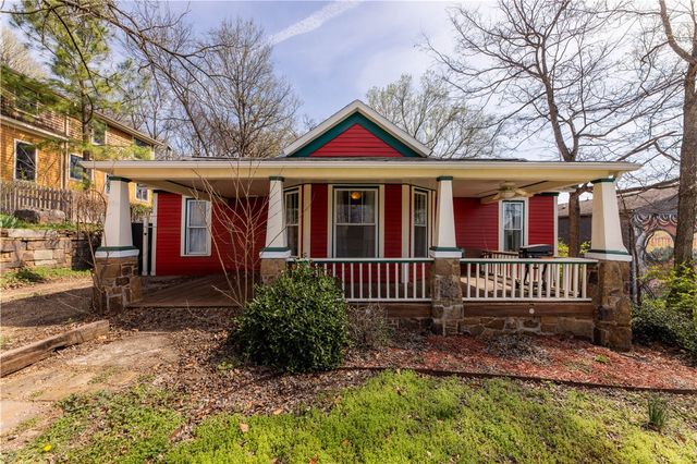 224 S Church Avenue, Fayetteville, AR 72701