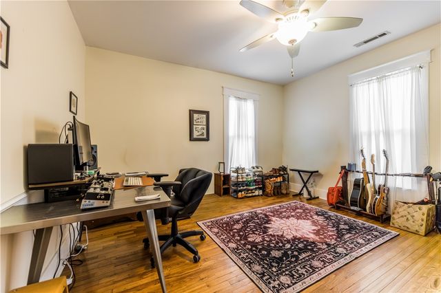 224 S Church Avenue, Fayetteville, AR 72701